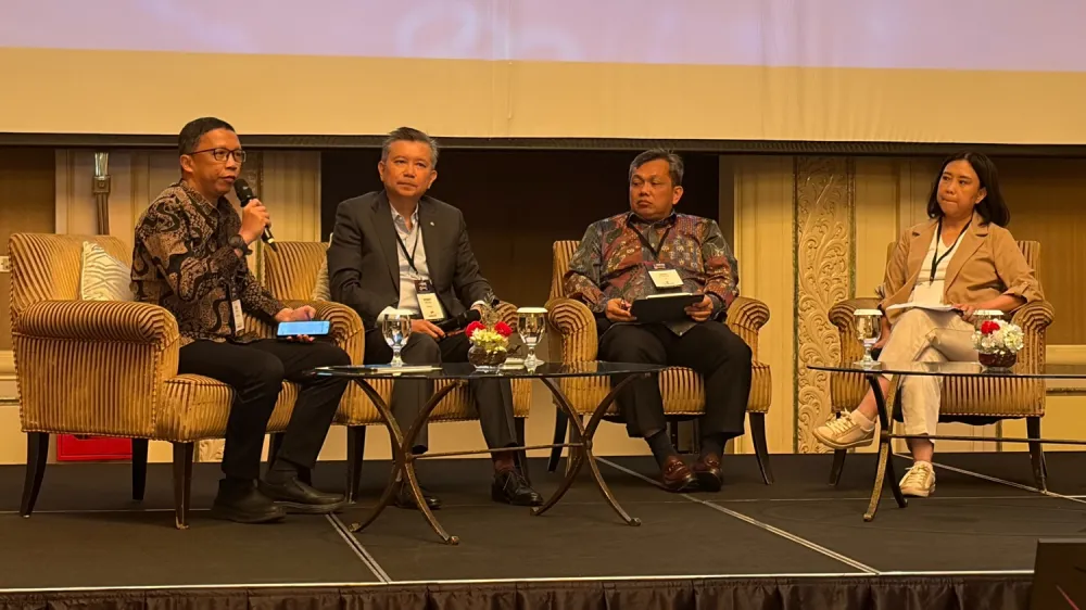 Indonesian banks pursue SMEs, emerging affluent in fintech battle