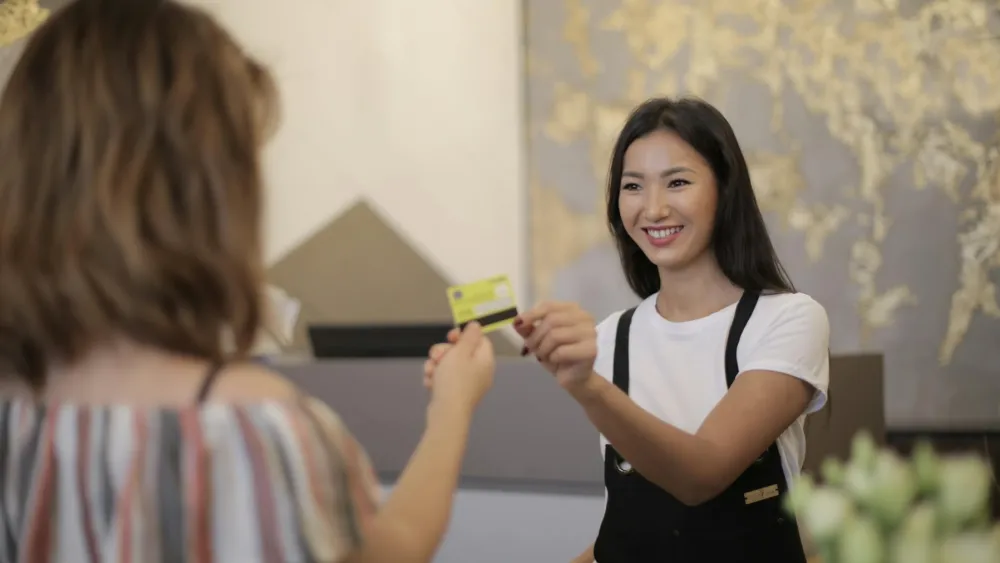 Singapore retailers shift from points to real-time loyalty models