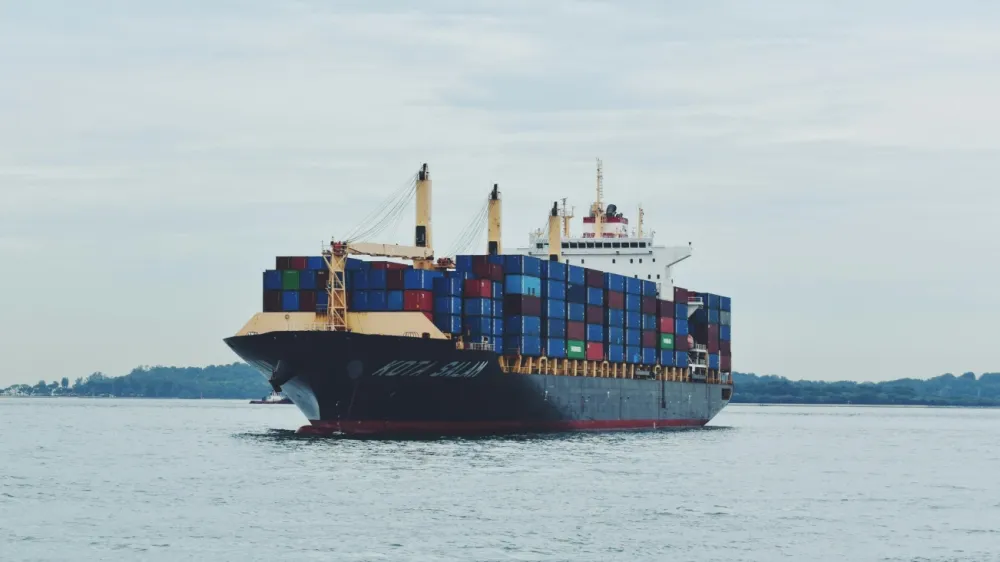 China ports pass stress test with about 30% throughput buffer