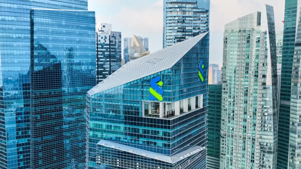  Standard Chartered completes first QFI China gov’t bond futures trade