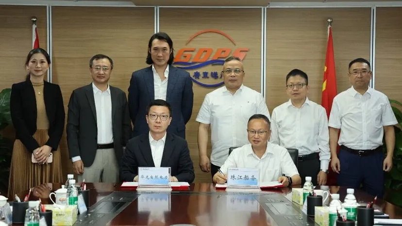 Hong Kong–Guangdong inland shipping targeted in electrification pact 