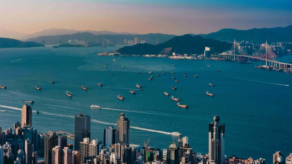 Hong Kong PCS links logistics data with customs and banks
