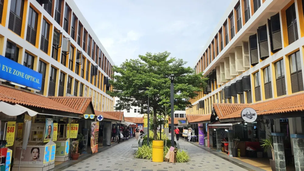 Two HDB shophouses up for sale in Toa Payoh Central and Kovan 