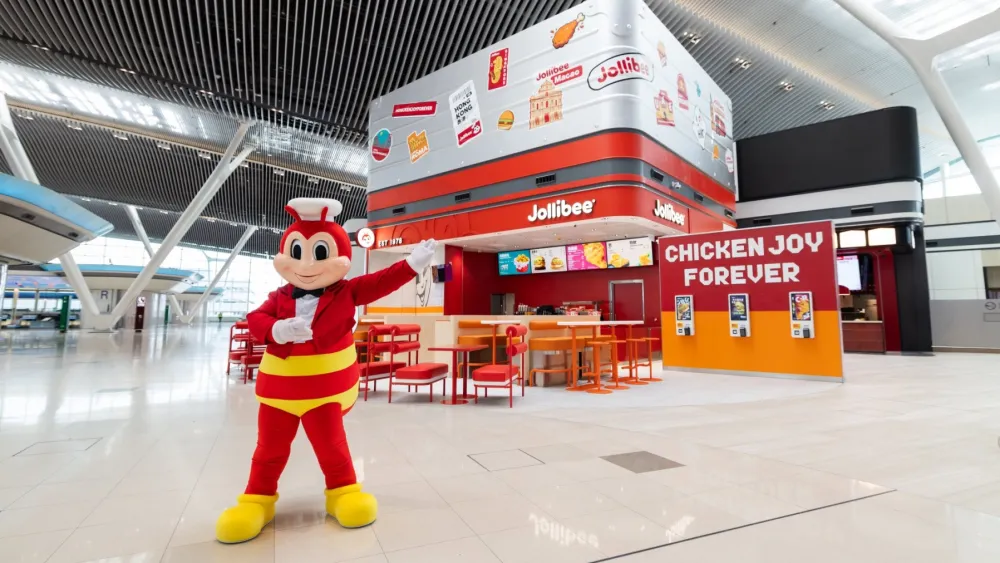 Social Media Wrap: Jollibee opens in Hong Kong Airport; Burger King Singapore rans out of chickens; Dunkin' Philippines celebrates 900th store milestone