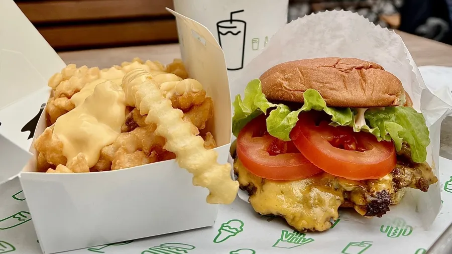 Shake Shack lands in Reading