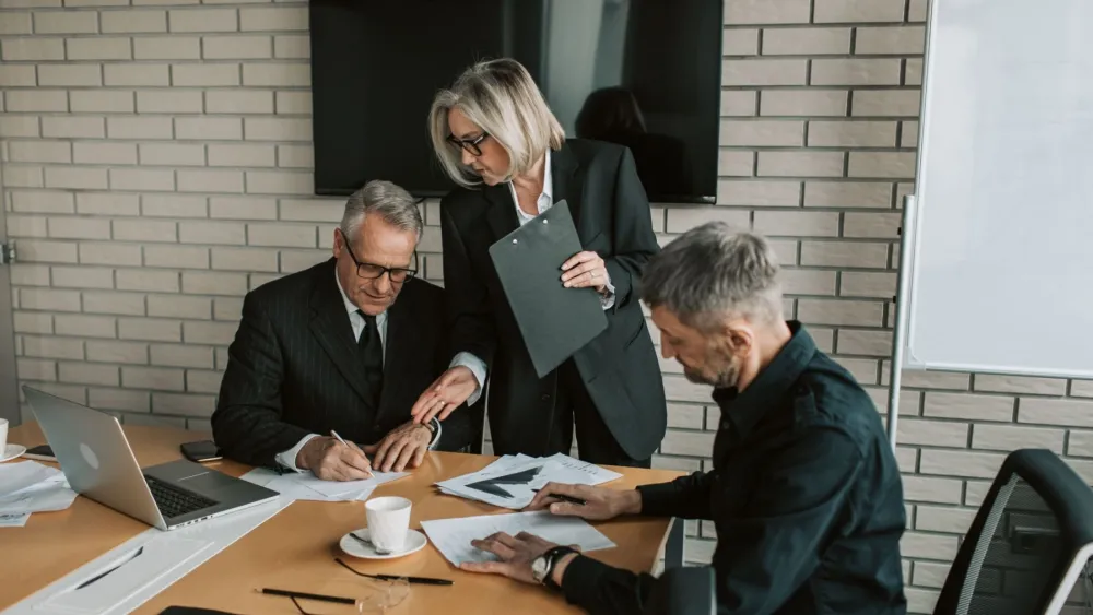 Firms cut senior hiring costs with fractional executives