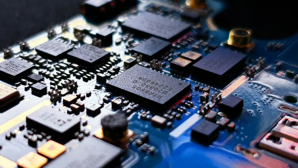 AI keeps Singapore factories firing