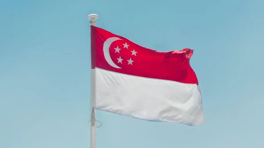 Singapore mobile market stays fierce as merger fails
