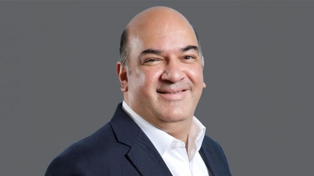 Western Union rewrites remittance playbook
