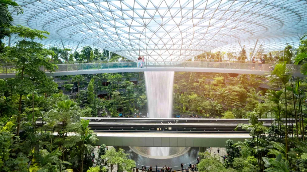 Changi passenger traffic falls 1.5% to 17.2 million in Q2