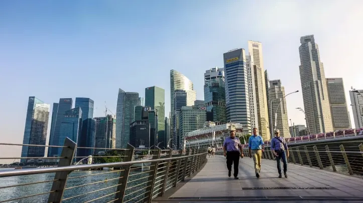 Maybank cuts STI target to 5,500, keeps re-rating thesis intact