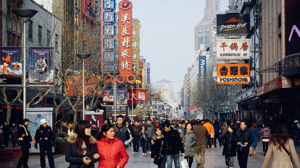 Chinese bank loan growth to stay sluggish as retail confidence falters