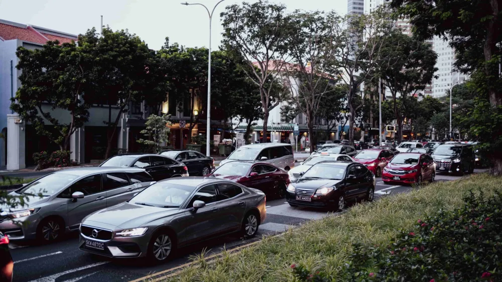 COE supply edges up 0.2% as category B quota rises, cat A falls 