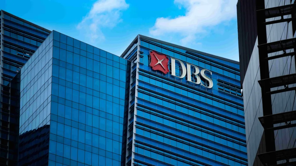 DBS targets $1t in retail and wealth AUM by 2030 