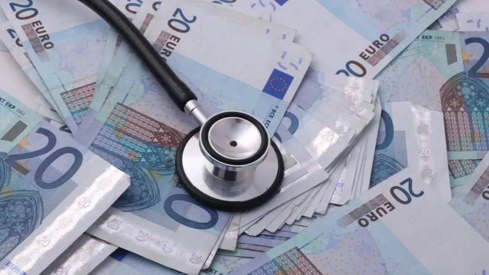 Why are Asia-Pacific hospitals slow to adopt outcome-based care?