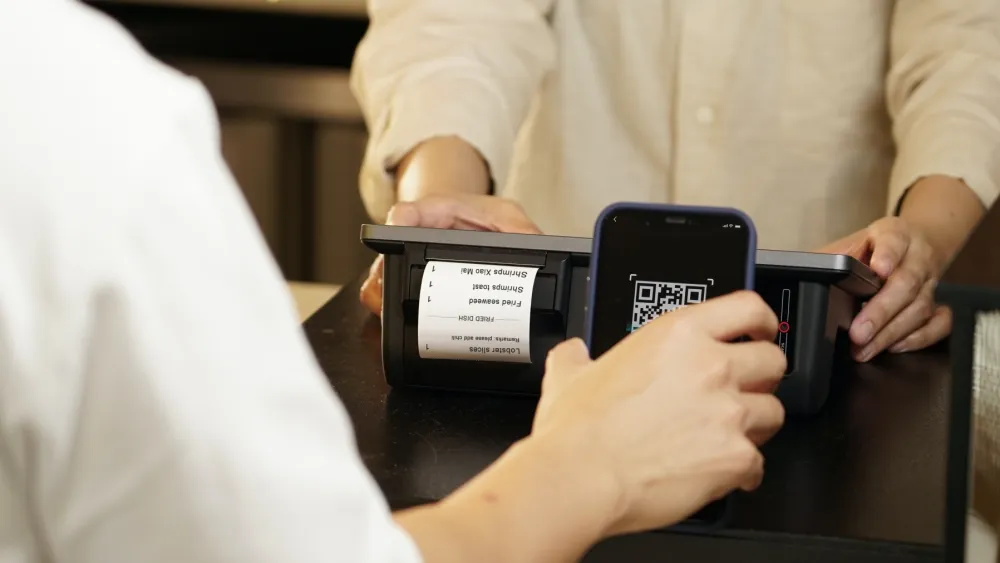 GCash opens local QR payments to Mastercard tourists