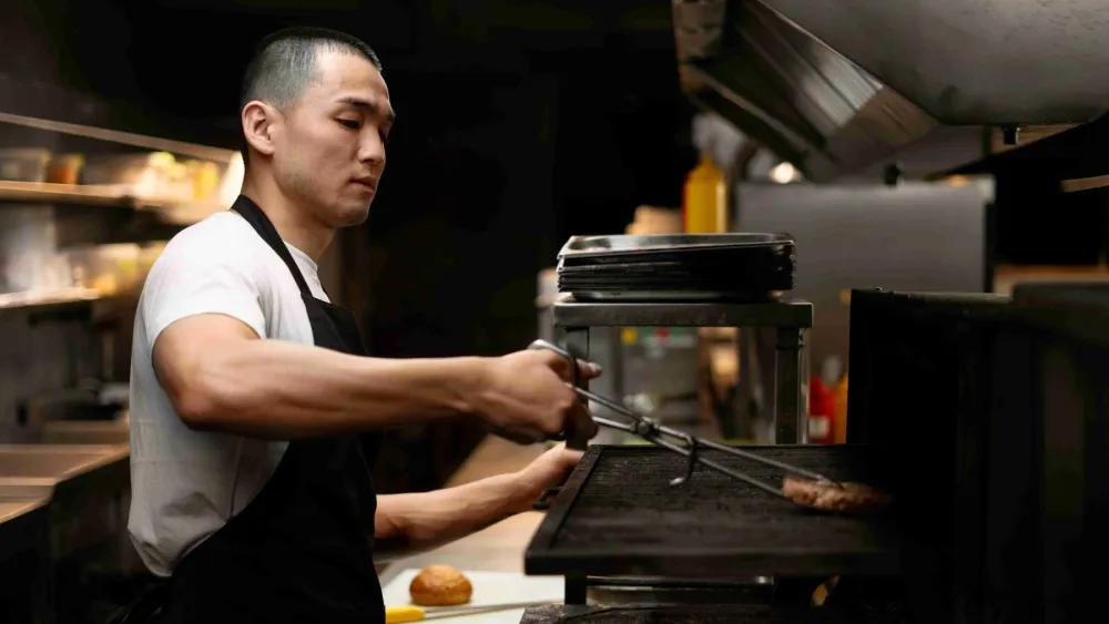 Hong Kong restaurants face tougher recipe for hiring