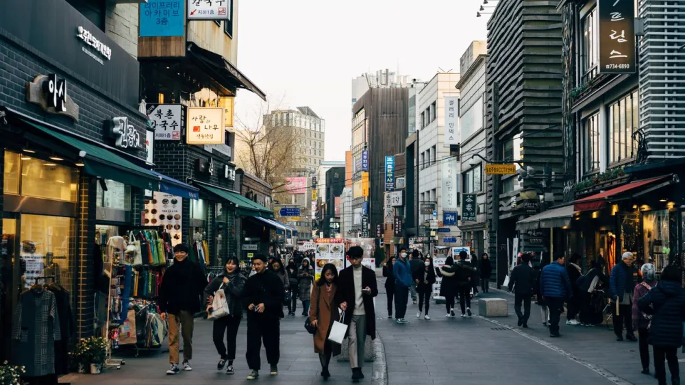 South Korea retail sales rise 7.7% on Chuseok, summer demand