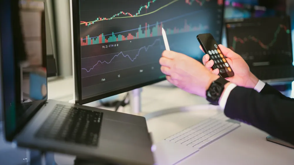 Hang Seng scraps industry limits, expands TECH Index to 50