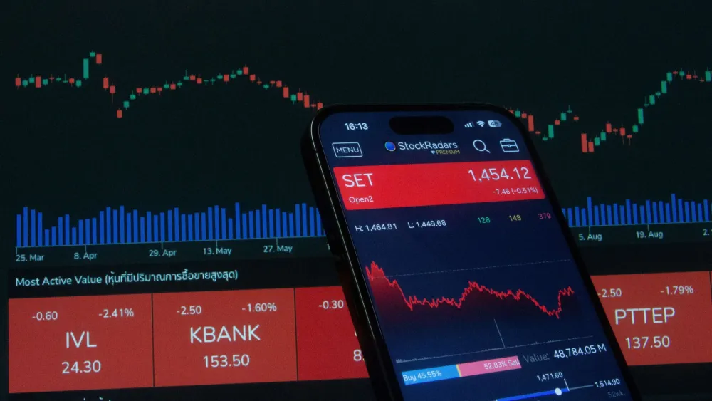 Daily Markets Briefing: STI down 0.12%; Top stock is Hongkong Land