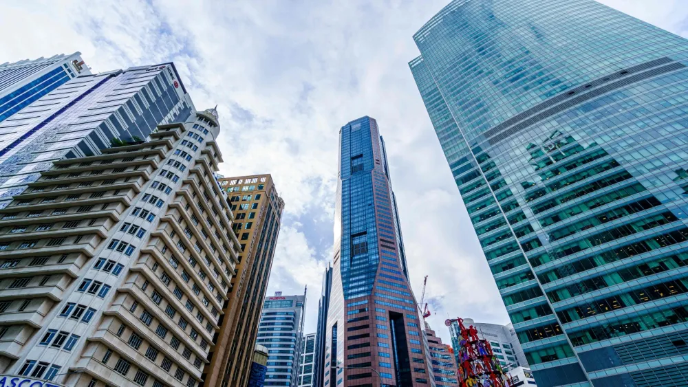 Costs keep industrial occupiers cautious in Q3, JLL says