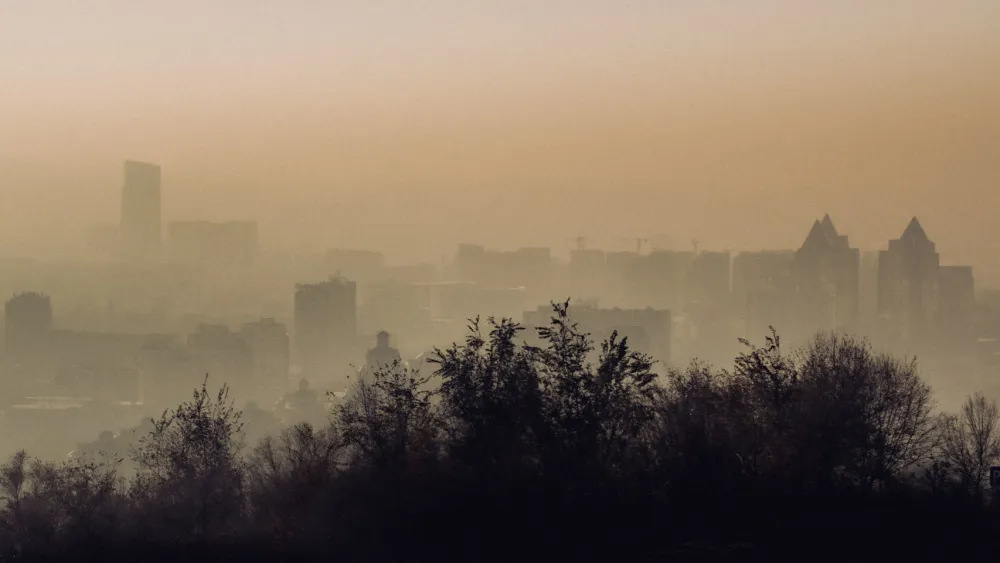 Singapore forces 3 more Indonesian firms to fight haze fires