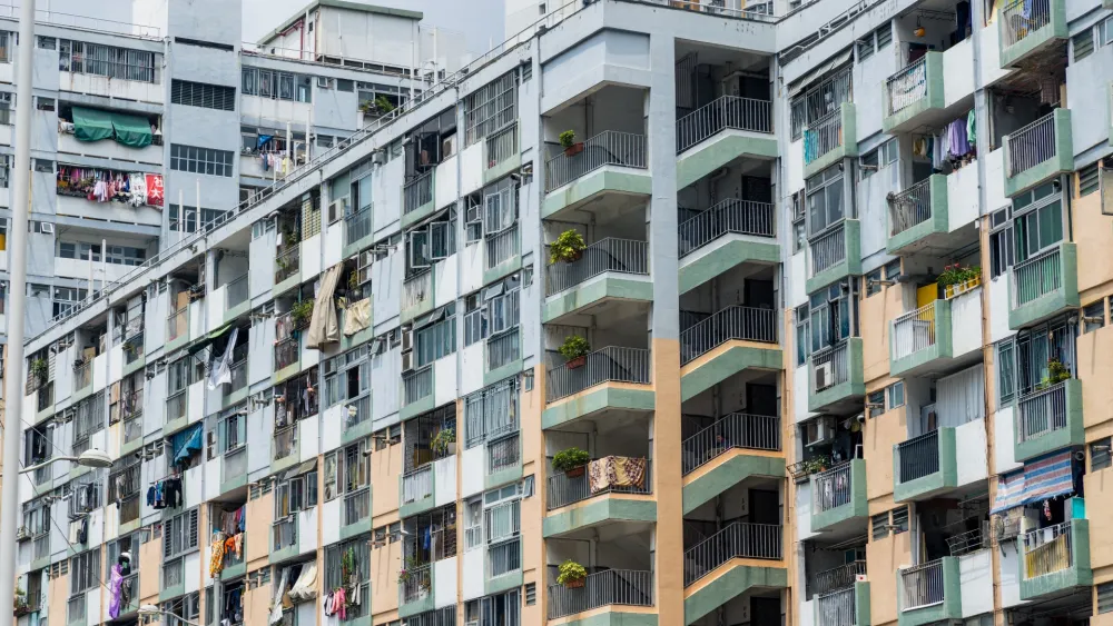 Home sales fall nearly 54% in Q3 after strong first half