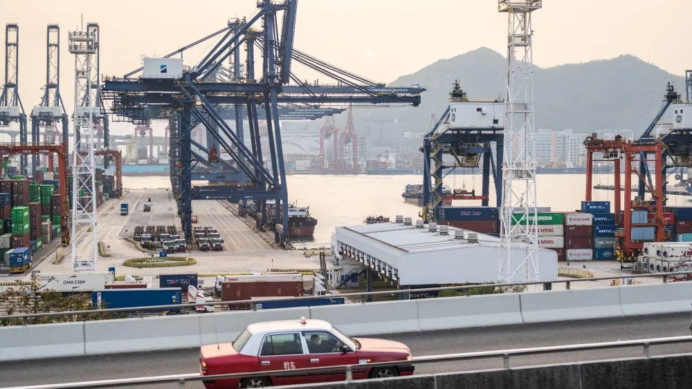 COSCO SHIPPING Ports profit edges up in Q3