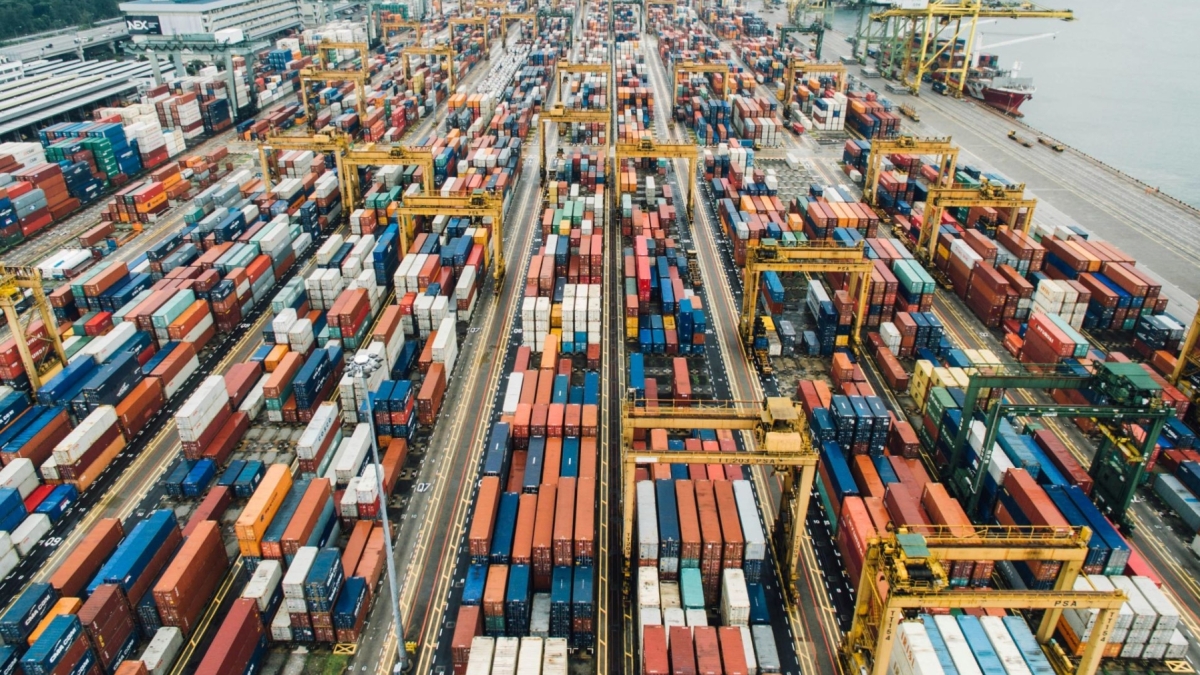 Photo from Unsplash by CHUTTERSNAP.