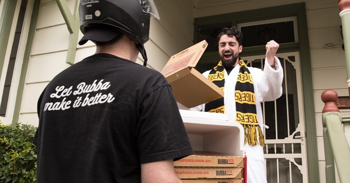 Bubba Pizza delivers cold pizza for free to Grand Final viewers | QSR ...