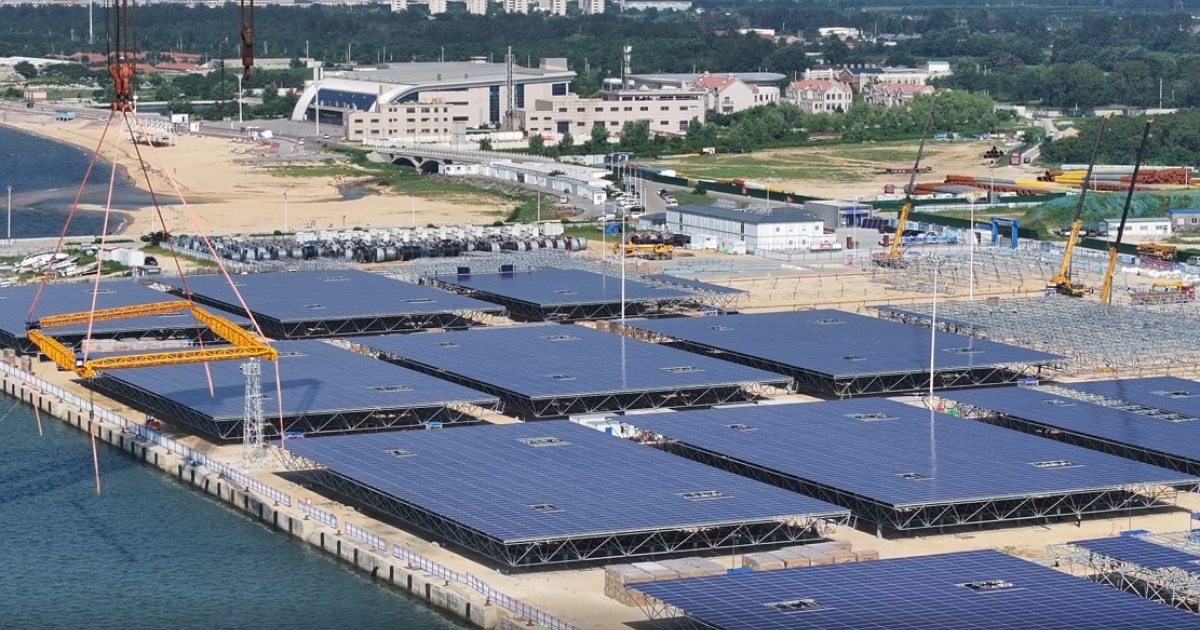 China launches first large-scale offshore photovoltaic project