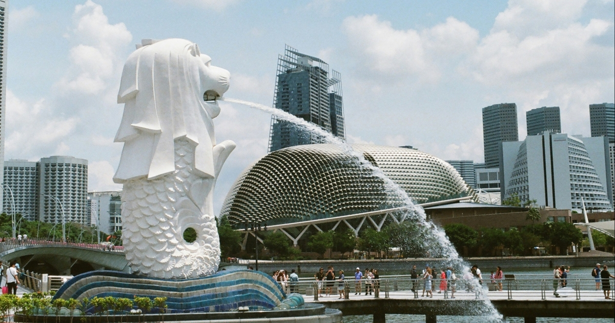 Singapore faces uneven growth in 2026 amidst AI export strength and ...