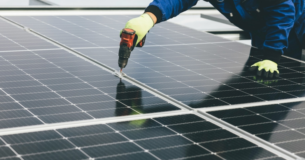 Solar funding reaches $16.9b amidst policy and trade uncertainties