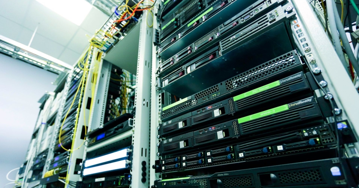 Singapore turns up heat on data centres